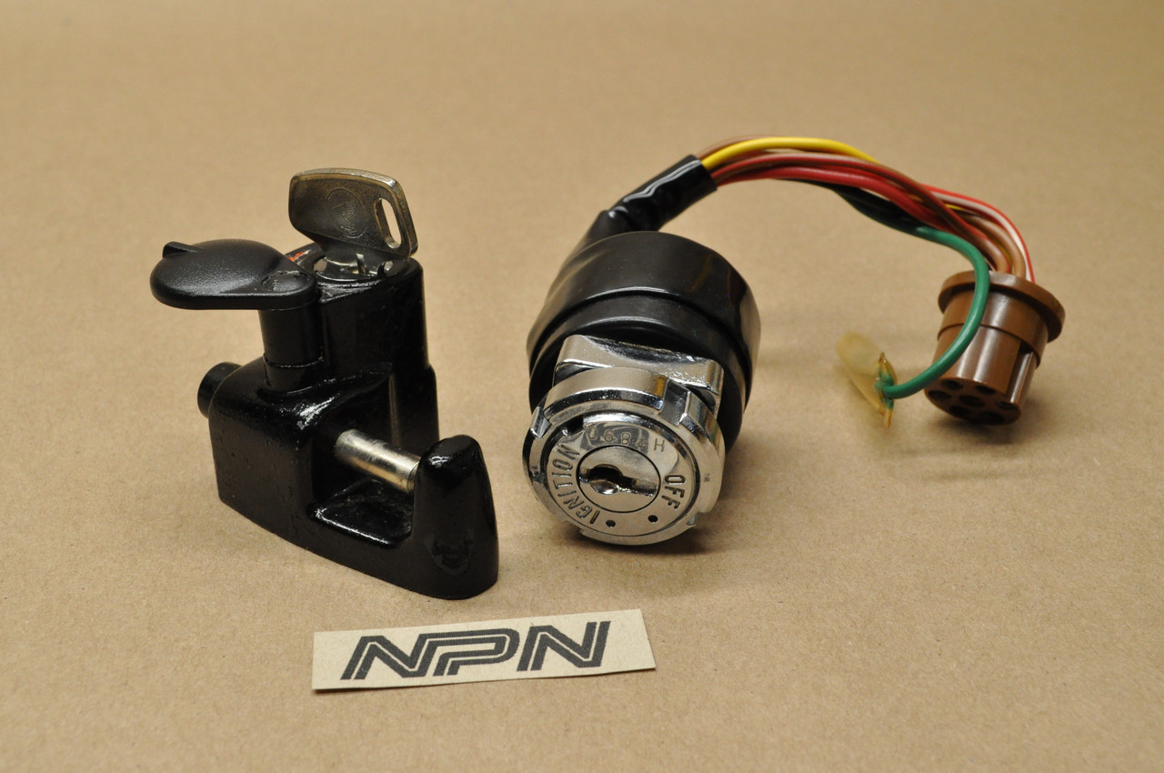 NOS Honda SL70 K1 XL70 K0-1976 Ignition Switch w/ Key & Lock Set 35010-137-670