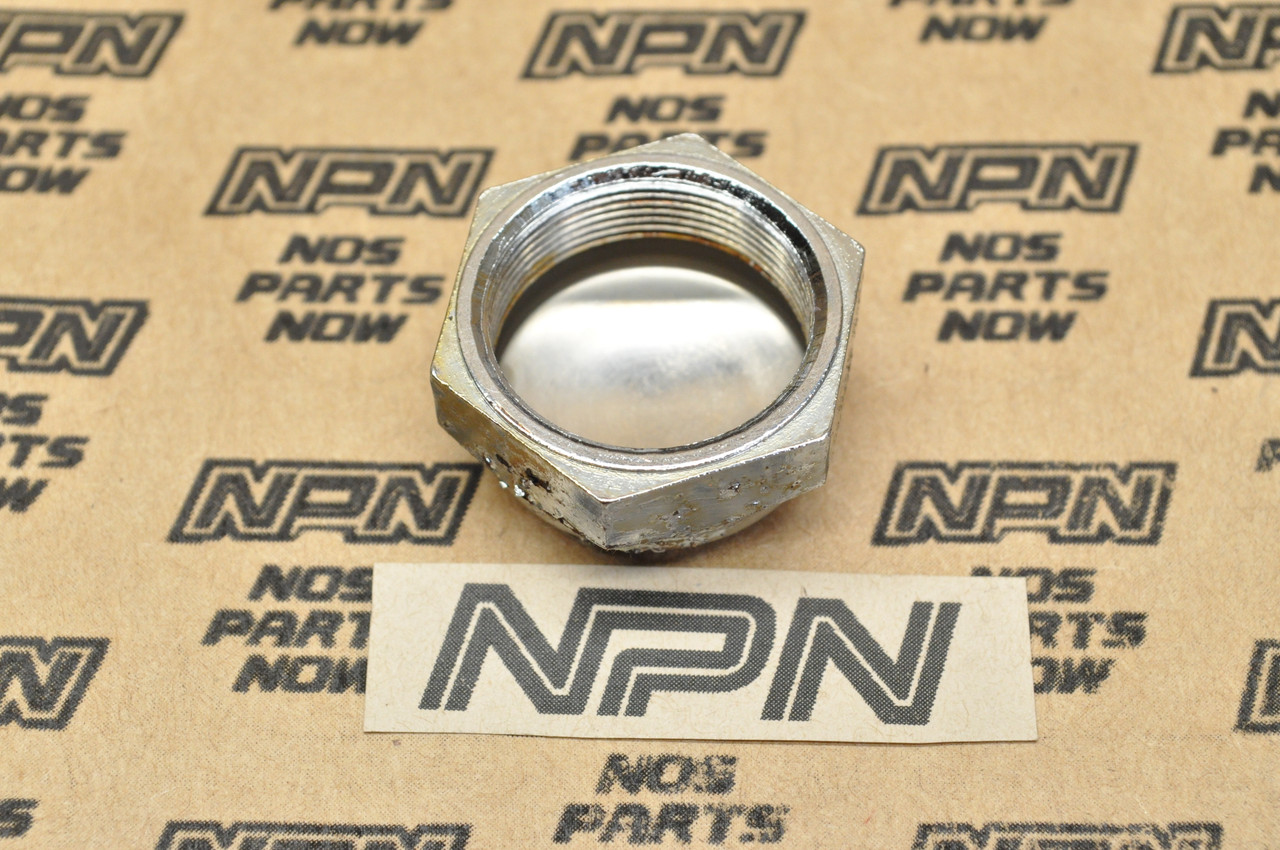 Vtg OEM Honda SL350 CB350 CB400 CB450 CB550 CB750 CL350 CL450 Nut 90304-323-670
