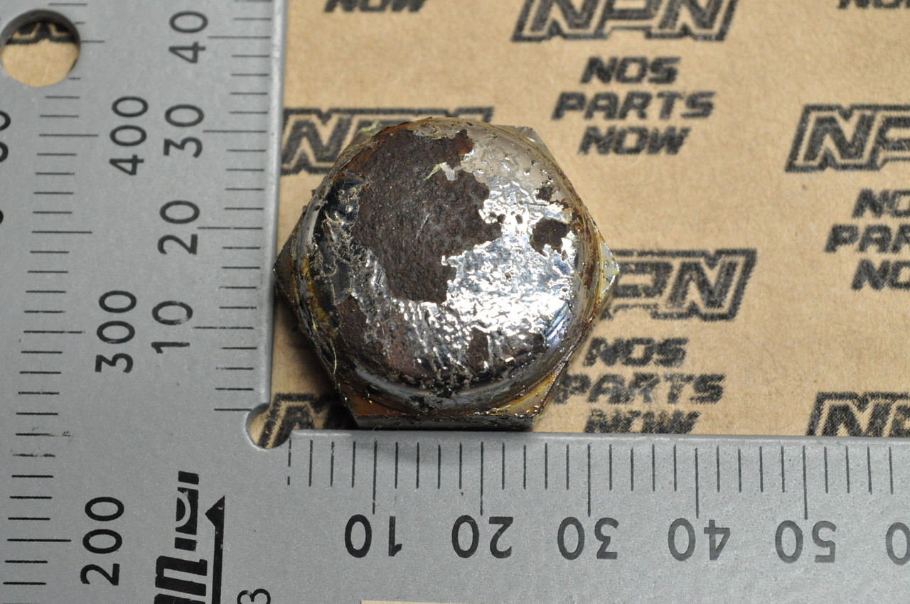 Vtg OEM Honda SL350 CB350 CB400 CB450 CB550 CB750 CL350 CL450 Nut 90304-323-670