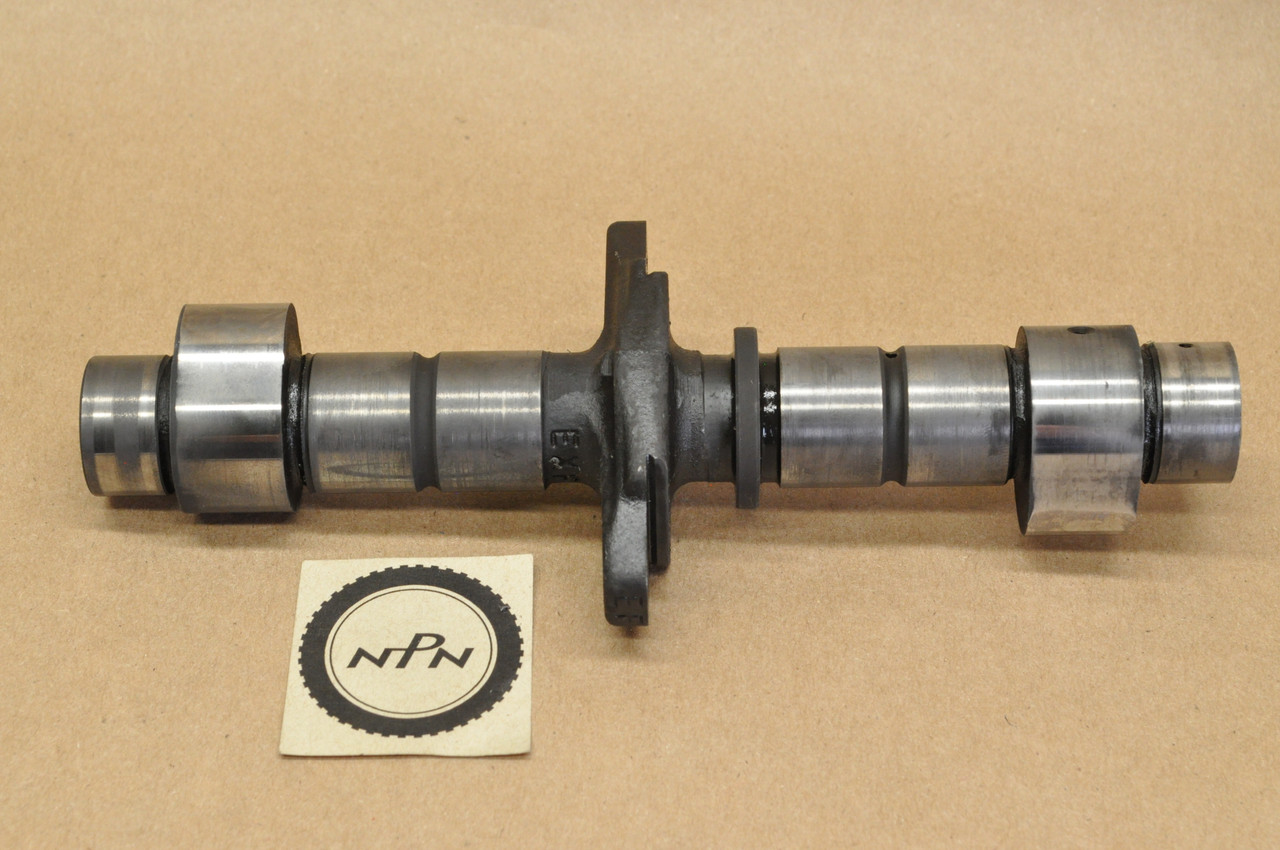 Vtg OEM Honda 1984 VF1000 F Interceptor Front Intake Cam Shaft 14111-MB6-000