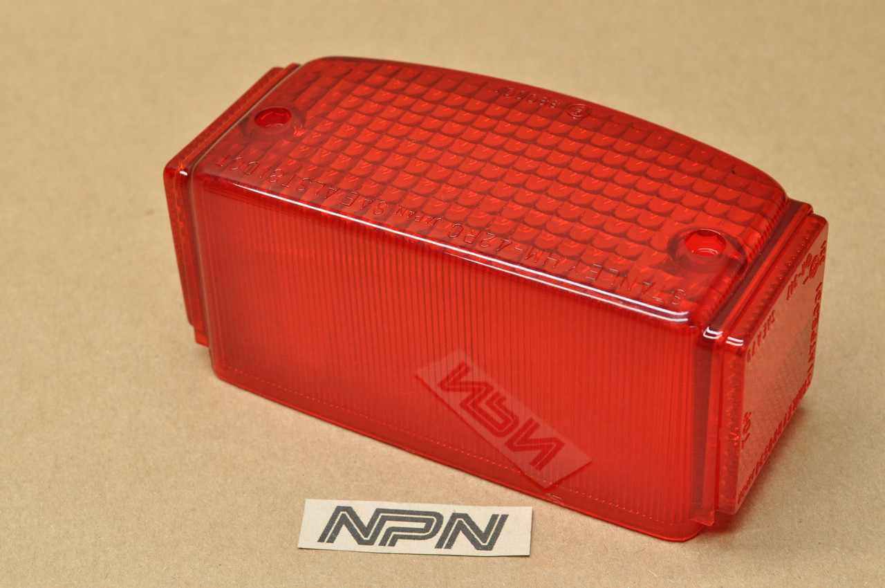 NOS Honda CB400 CT70 VF750 VT750 XL250 XL350 XL80 XR250 Light Lens 33702-MC4-671