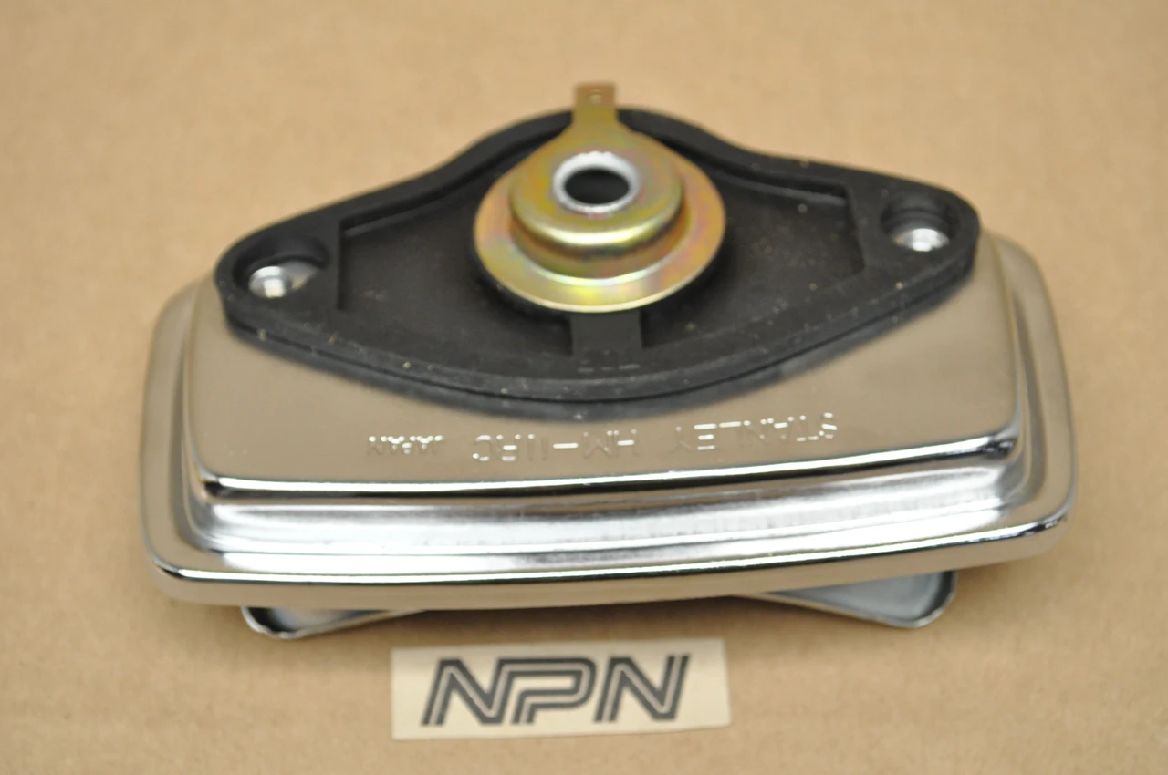 NOS Honda CB100 CB450 CB750 CL450 CL90 CT90 S90 SL350 Light Base 33703-077-671