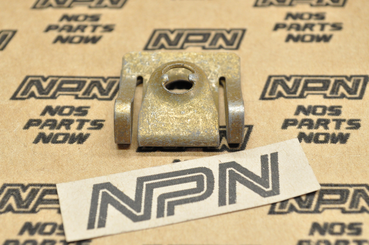 NOS Honda CBR900 RR CRF250 CRF450 VFR750 F Cowl Spring Plate 64508-KV3-000