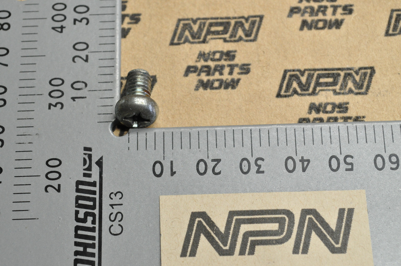 Vtg OEM Honda C70 CB450 FL350 TRX125 VF700 XL100 XR250 Screw 93500-06010-0A