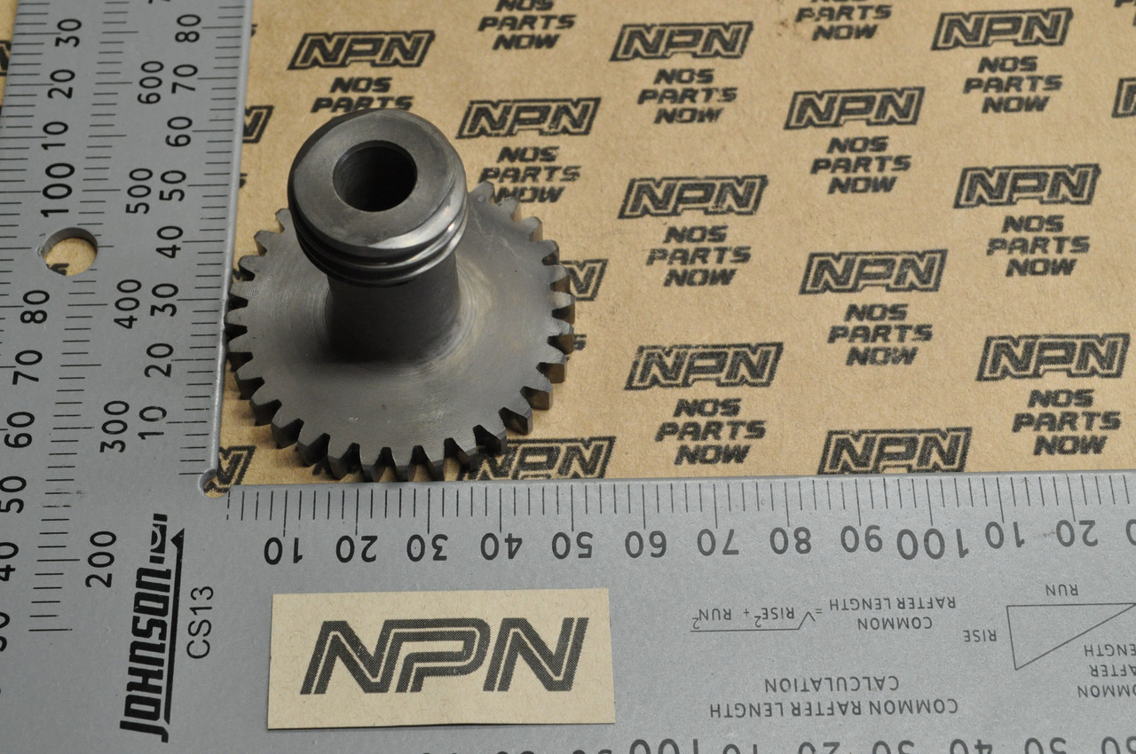 Vtg OEM Honda XL250 K0-K2 XL350 K0 Tachometer Drive Pinion Gear 12420-329-000