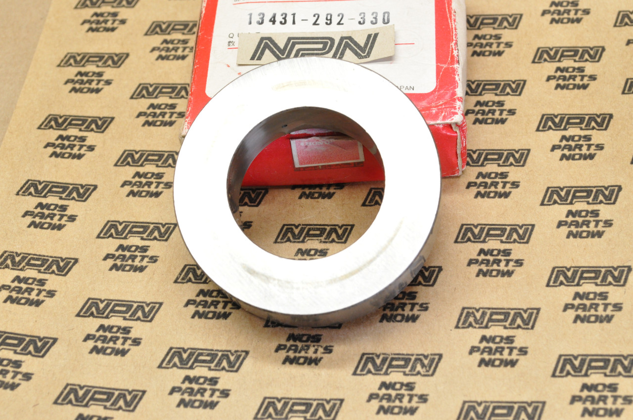 NOS Honda CB450 CL450 Outer Race Case Bearing 13431-292-330
