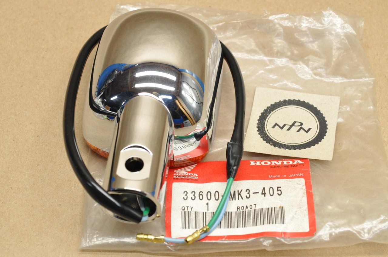 NOS Honda CB650 SC CMX250 CMX450 Rebel VF700 VT500 VT750 Shadow Right Rear Turn Signal Blinker 33600-MK3-405