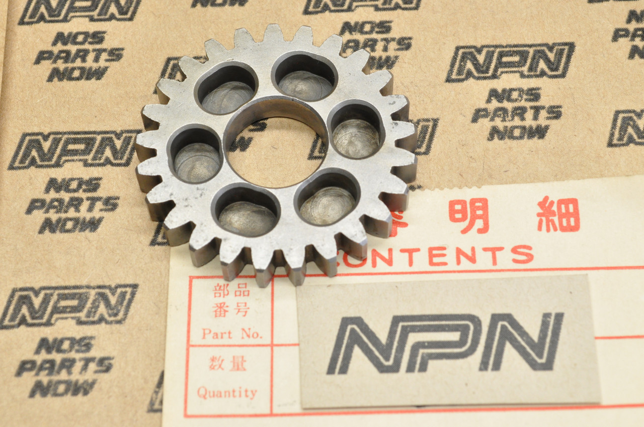 NOS Honda C110 CA110 Transmission Main Shaft Top Gear 25T 23471-011-000