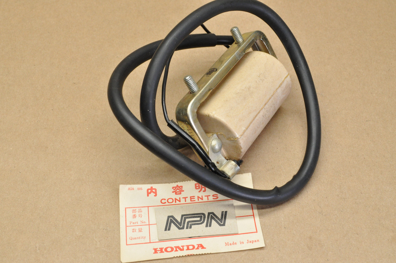 NOS Honda C110 CA110 Nippon Denso Ignition Coil Assembly 30500-035-004