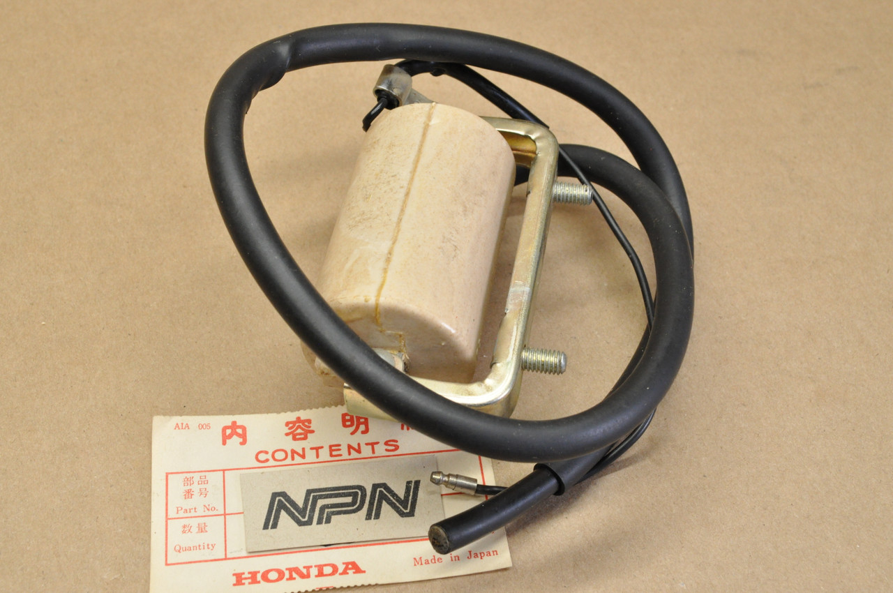 NOS Honda C110 CA110 Nippon Denso Ignition Coil Assembly 30500-035-004