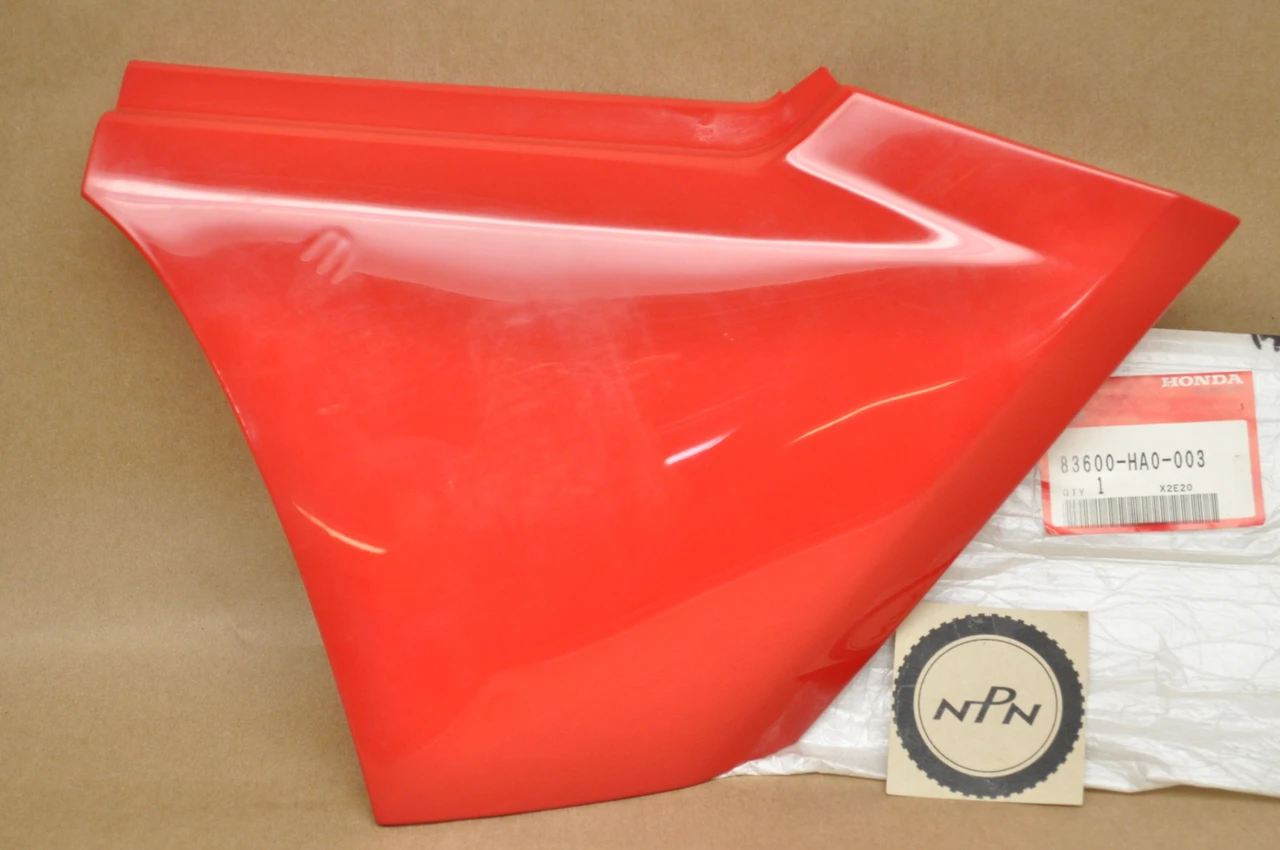 NOS Honda 1985-87 ATC250 ES Big Red Right Side Cover Panel 83600-HA0-003