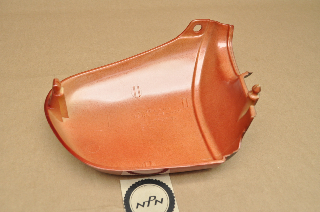 NOS Honda CB400 A CB400TI CB400TII Red Left Side Cover Panel 83700-413-000 ZC