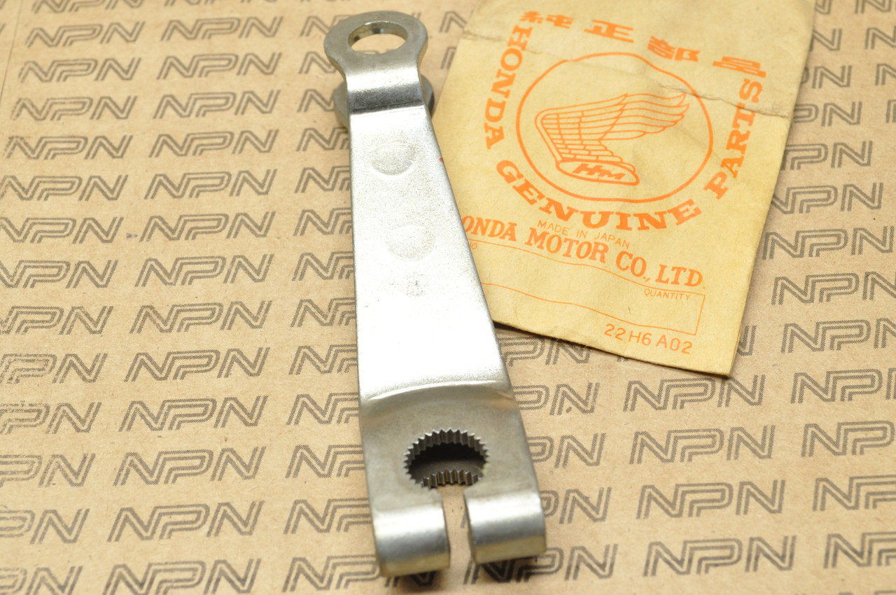 NOS Honda XL125 K1 Rear Brake Arm 43410-365-671