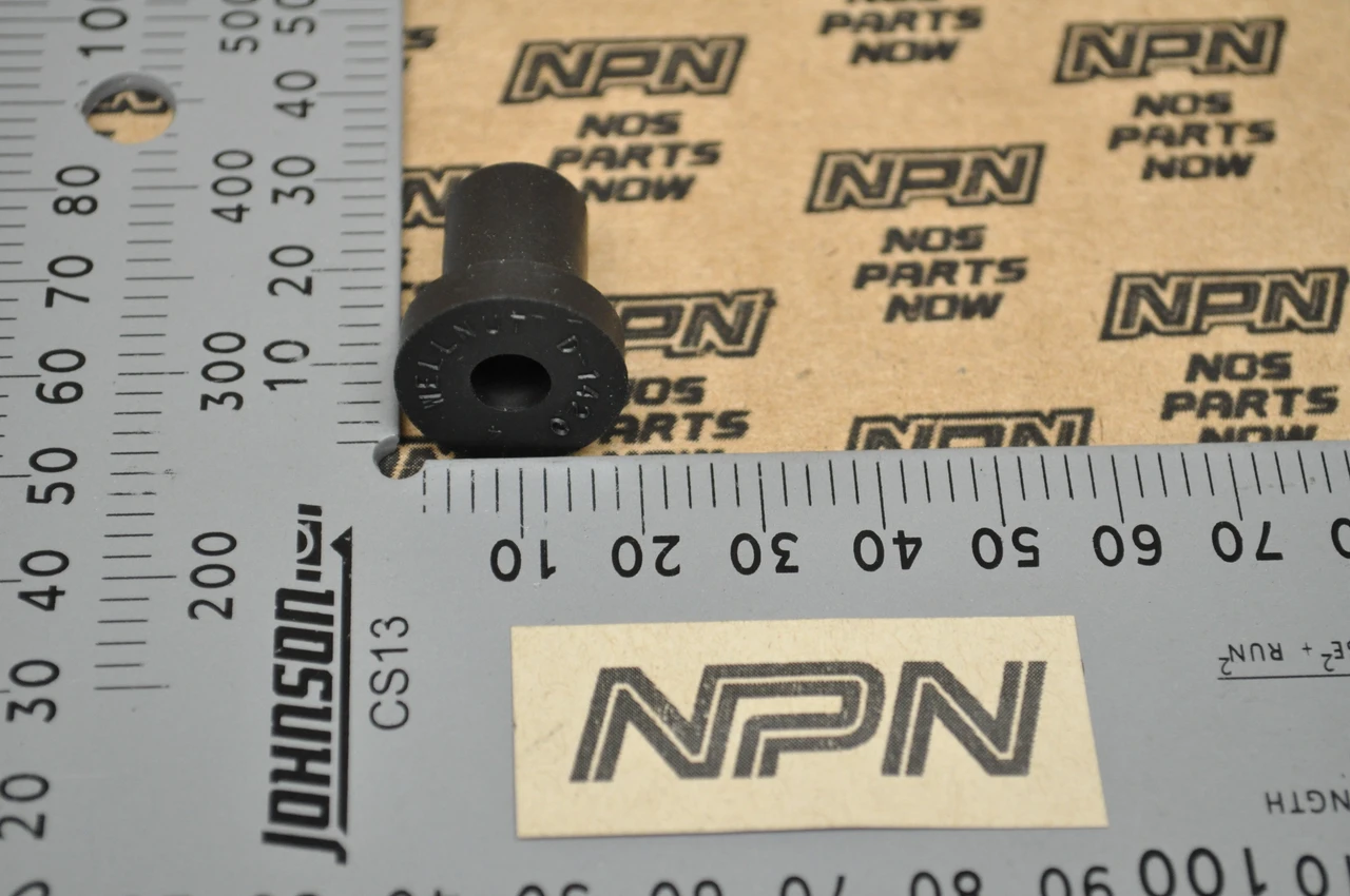 NOS Honda VFR800 VT1100 VT750 Shadow Cowl Fairing Setting Nut 90114-KAS-900