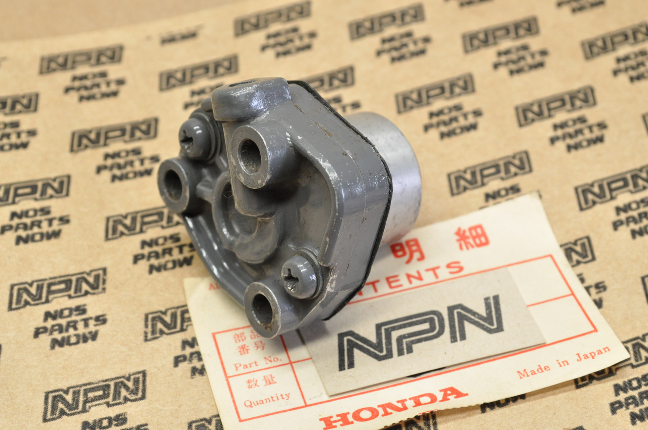 NOS Honda B75 Motor Outboard Engine Oil Pump 15200-921-003