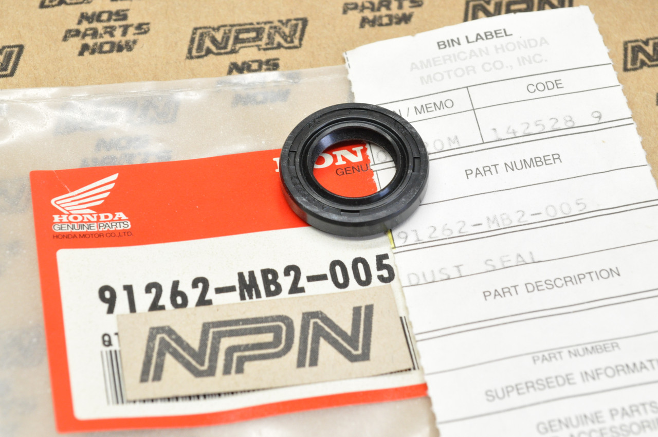 NOS Honda CB125 CBR600 VF1100 VF500 VF700 VFR750 VTR250 Dust Seal 91262-MB2-005