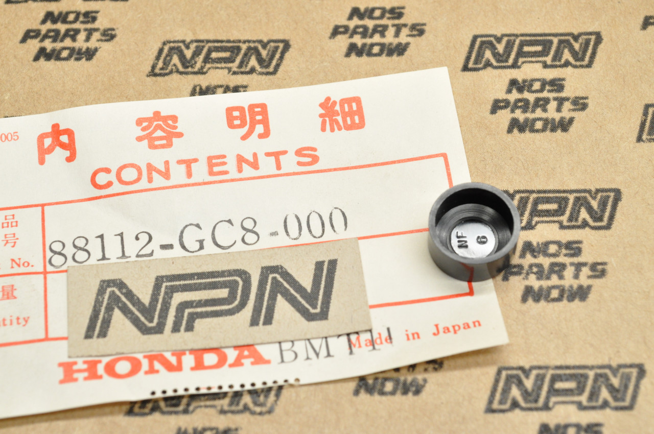 NOS Honda CH125 CH150 CH80 Elite NH125 NH80 Aero Socket Bolt Cap 88112-GC8-000