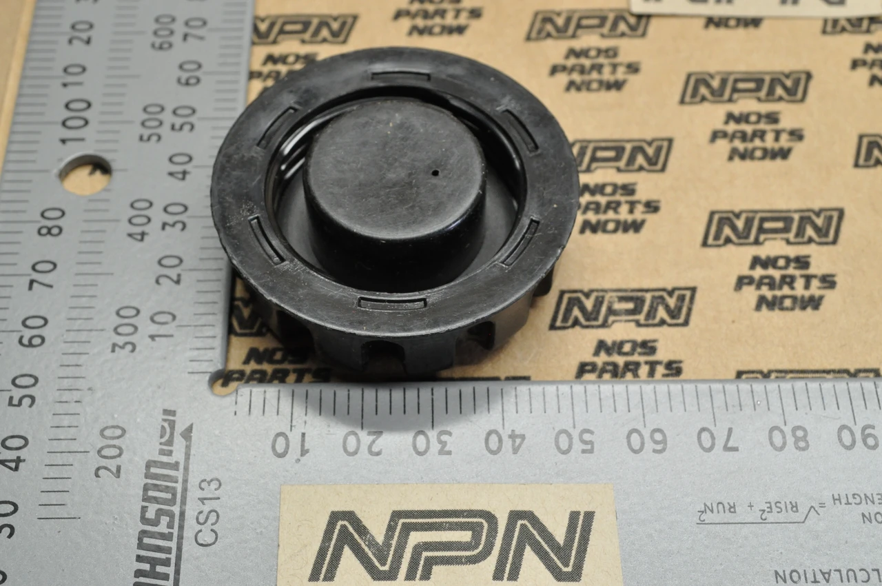 NOS Honda MT250 K0-1976 Elsinore Fuel Gas Tank Filler Cap 17620-086-020