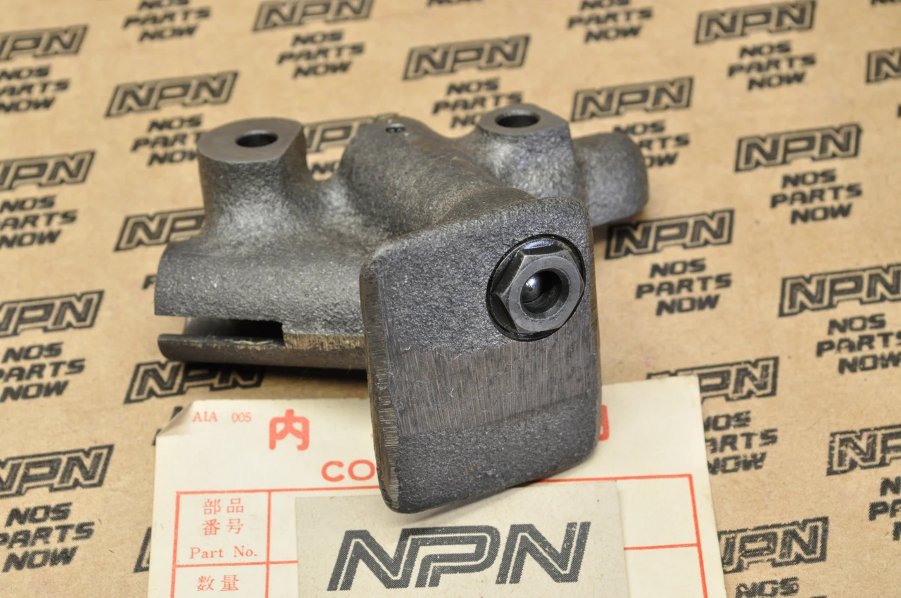 NOS Honda CB200 CB200T CL200 Oil Pump 15210-354-010