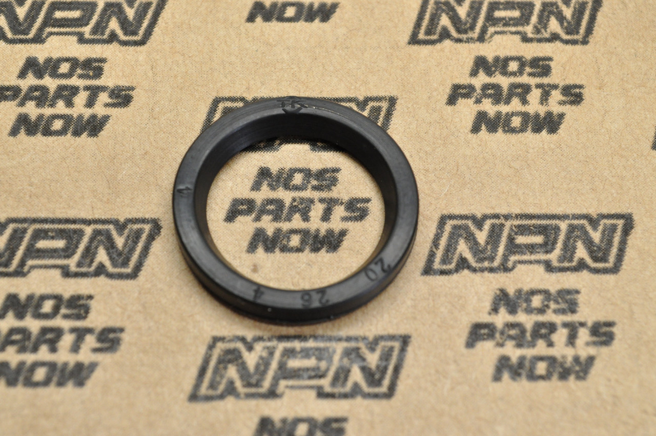 NOS Honda CA160 CA175 CB160 CB175 Starter Sprocket TK Oil Seal 91205-216-000