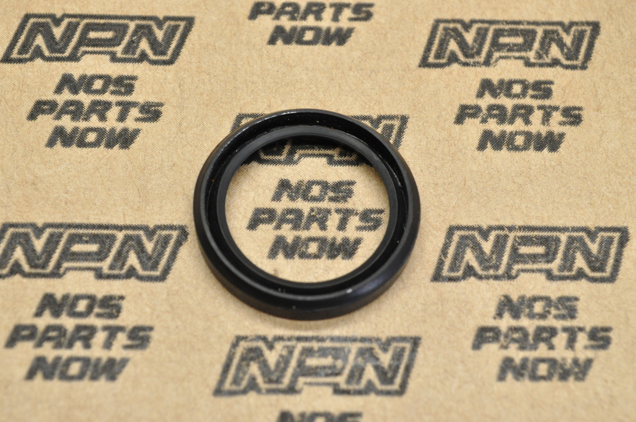 NOS Honda CA160 CA175 CB160 CB175 Starter Sprocket TK Oil Seal 91205-216-000
