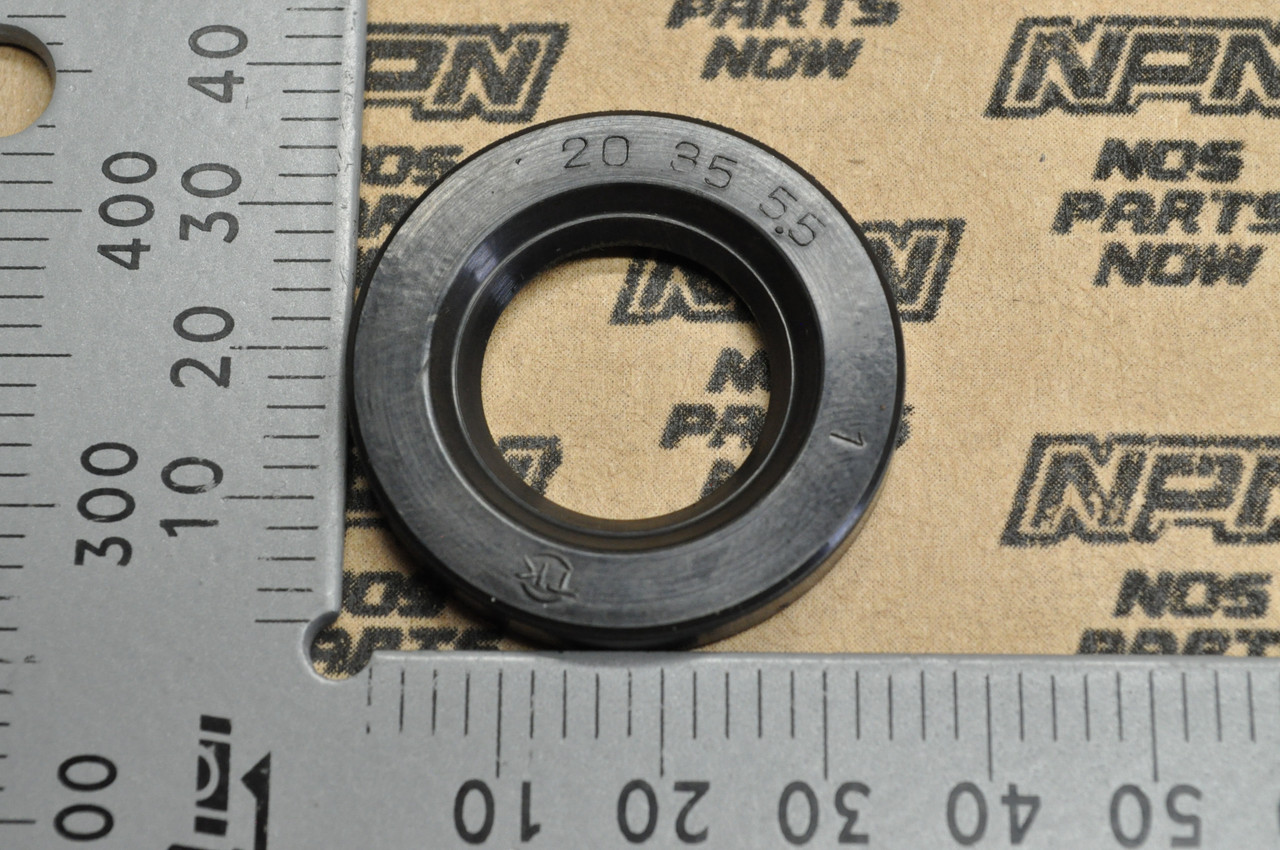 NOS Honda CA175 CB160 CB175 CL160 CL175 SL175 Points Base TK Oil Seal 91204-216-000