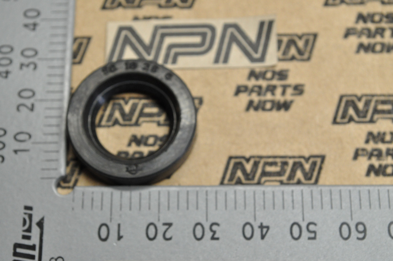NOS Honda CB450 CB500 T CL450 CX500 CX650 GL500 GL650 TK Oil Seal 91202-283-000