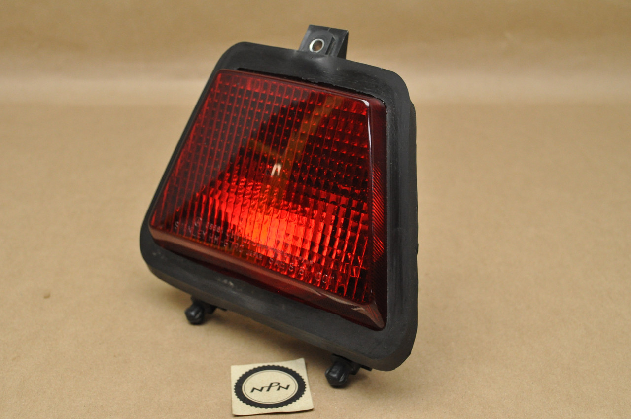 VTG OEM Honda VF1000 F VF700 F VF750 F Brake Tail Light Assembly 33701-MB2-672