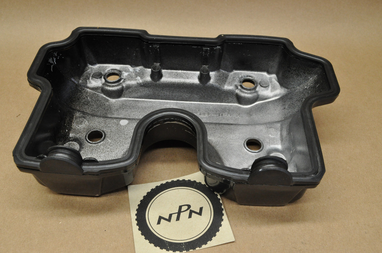 VTG OEM Honda 1988-90 VTR250 Cylinder Head Cover w/ Gasket 12311-KV0-000