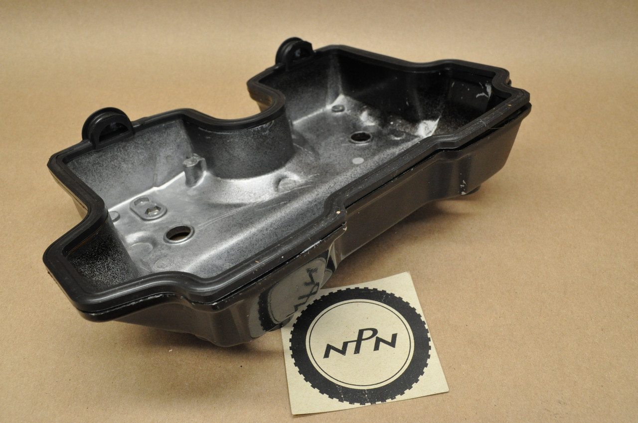 VTG OEM Honda 1988-90 VTR250 Cylinder Head Cover w/ Gasket 12311-KV0-000