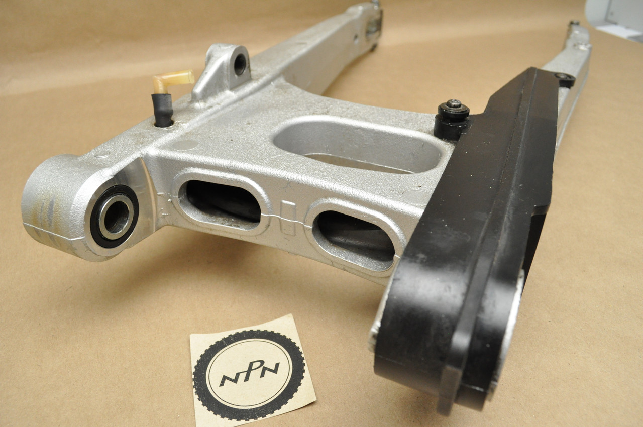 VTG OEM Honda VF1000 VF700 VF750 Rear Swing Arm w/ Chain Slider 52110-MB2-700