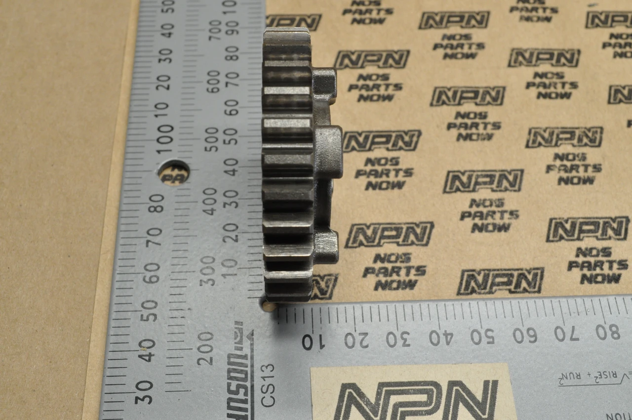 VTG OEM Honda 1989-90 VTR250 VTR Main Shaft Sixth 6th Gear 28T 23511-KY1-000