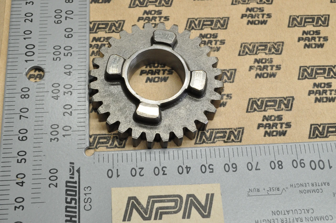 VTG OEM Honda 1989-90 VTR250 VTR Main Shaft Sixth 6th Gear 28T 23511-KY1-000