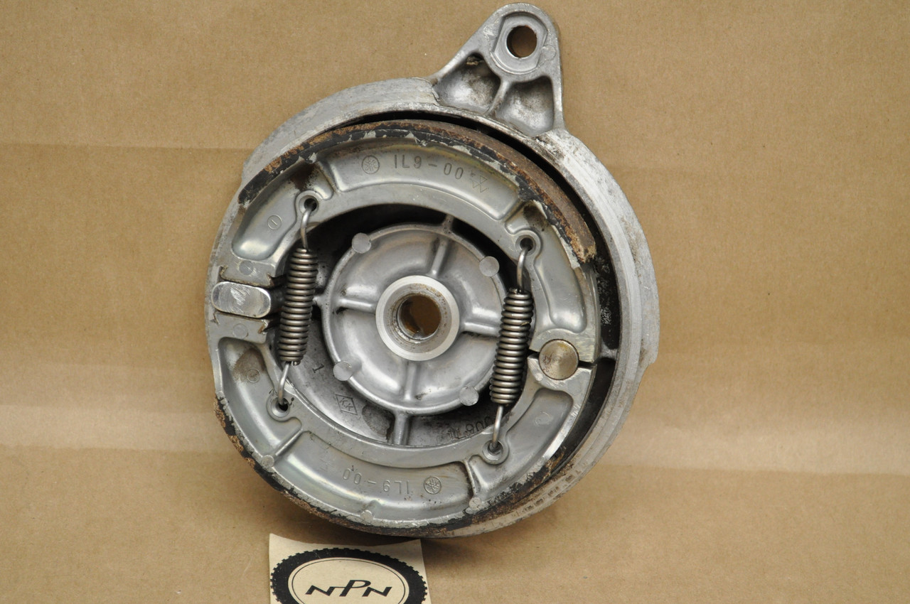 Vtg OEM Yamaha 1976-77 XS360 78-79 XS400 Rear Brake Panel w/ Shoes 1L9-25320-00