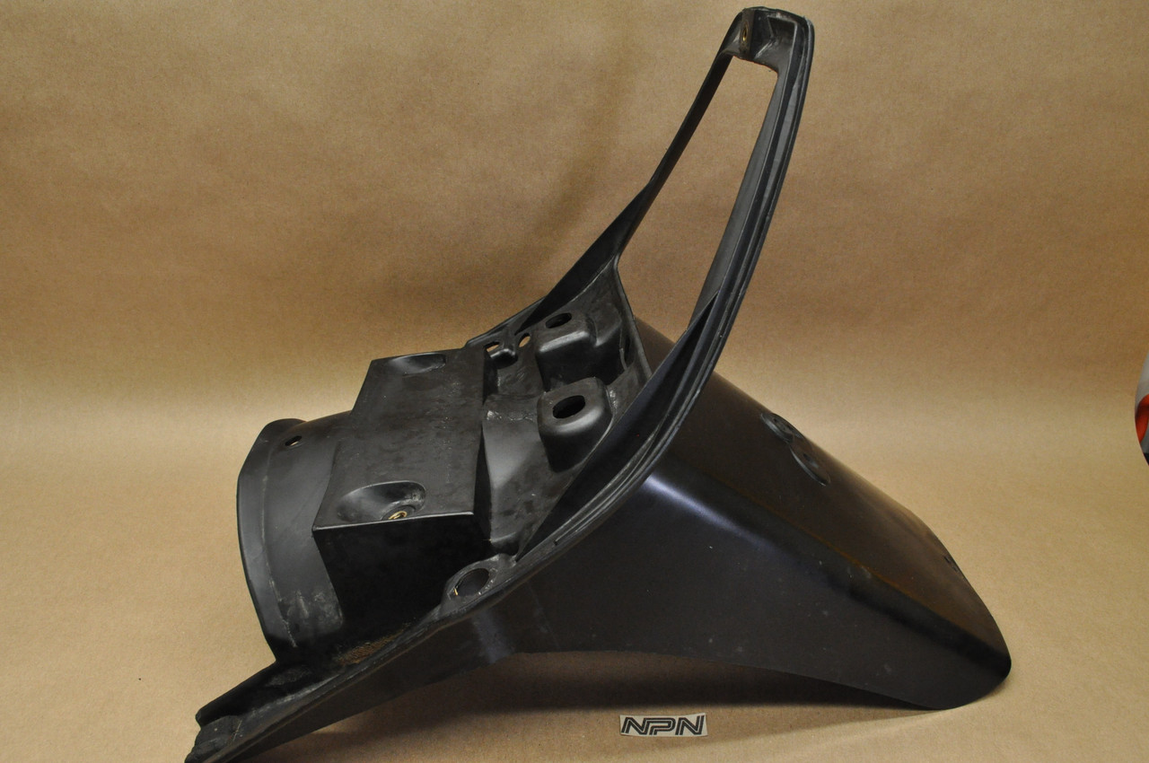 VTG OEM Honda VF1000 VF700 VF750 Rear Outer Fender Mud Guard A 80100-MB2-010