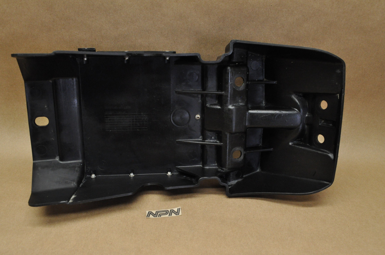 VTG OEM Honda 1984-85 VF500 C Magna Rear Fender Mud Guard A 80100-MJ8-000