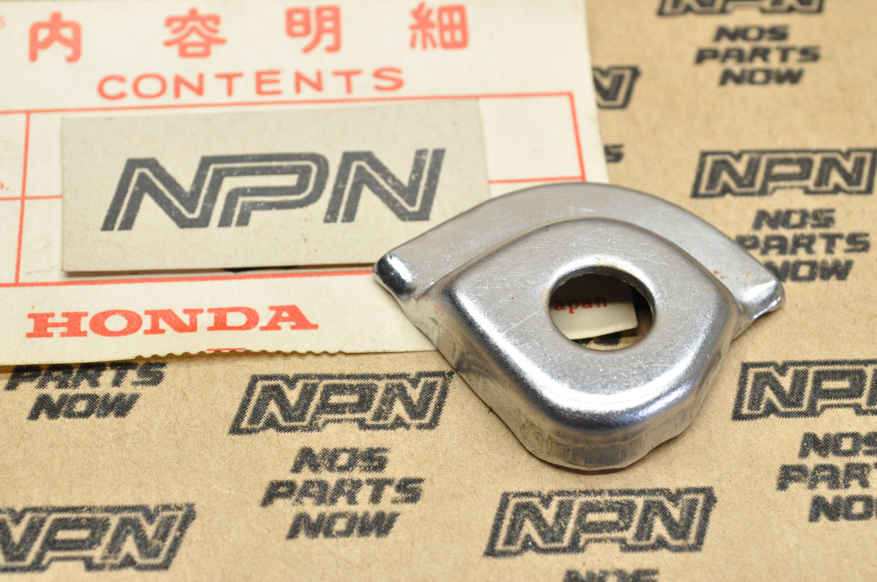 NOS Honda CM91 Right Side Front Cover Leg Shield Setting Washer 64348-046-000