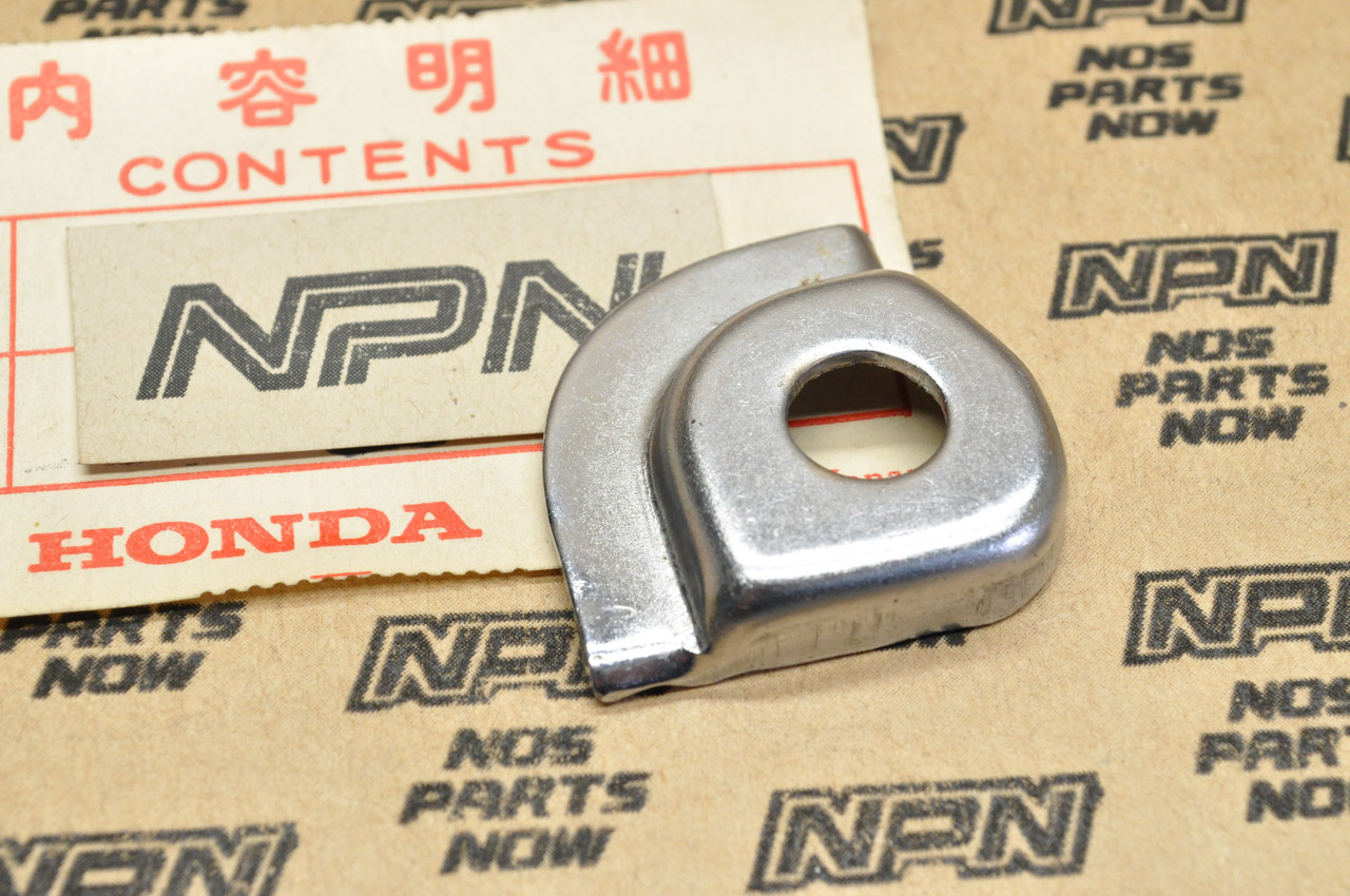 NOS Honda CM91 Right Side Front Cover Leg Shield Setting Washer 64348-046-000