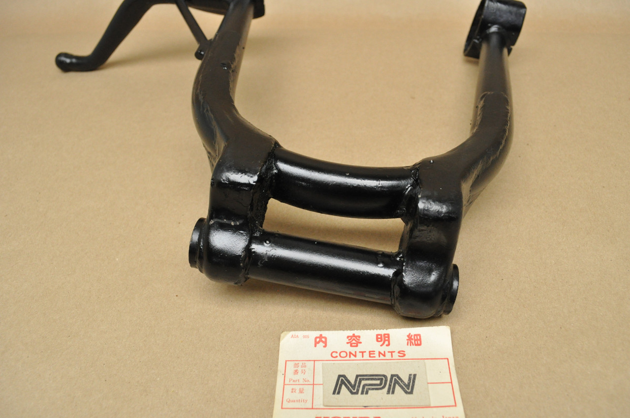 NOS Honda CB750 K0-1976 Black Main Center Kick Stand 50500-300-020