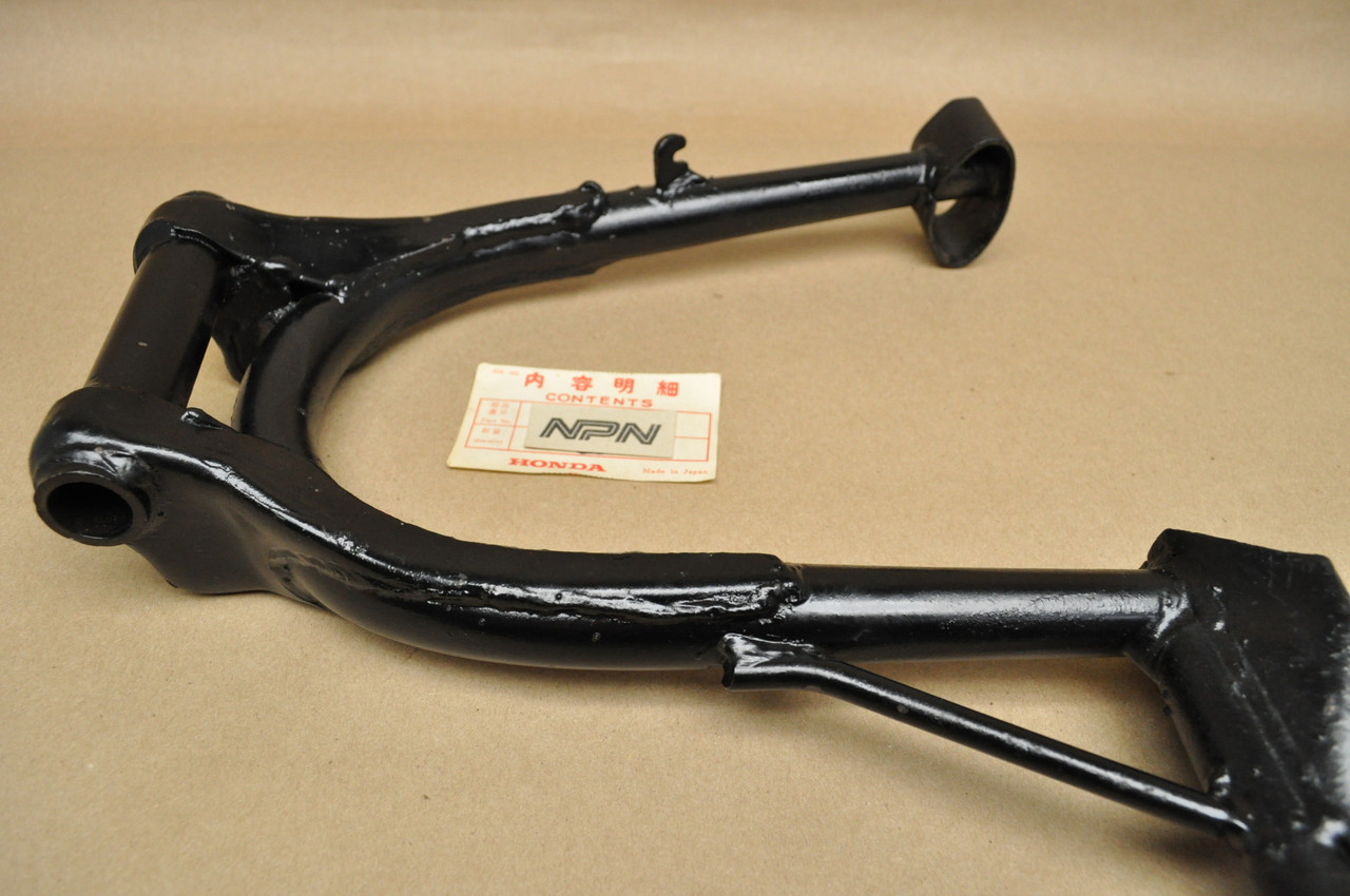 NOS Honda CB750 K0-1976 Black Main Center Kick Stand 50500-300-020