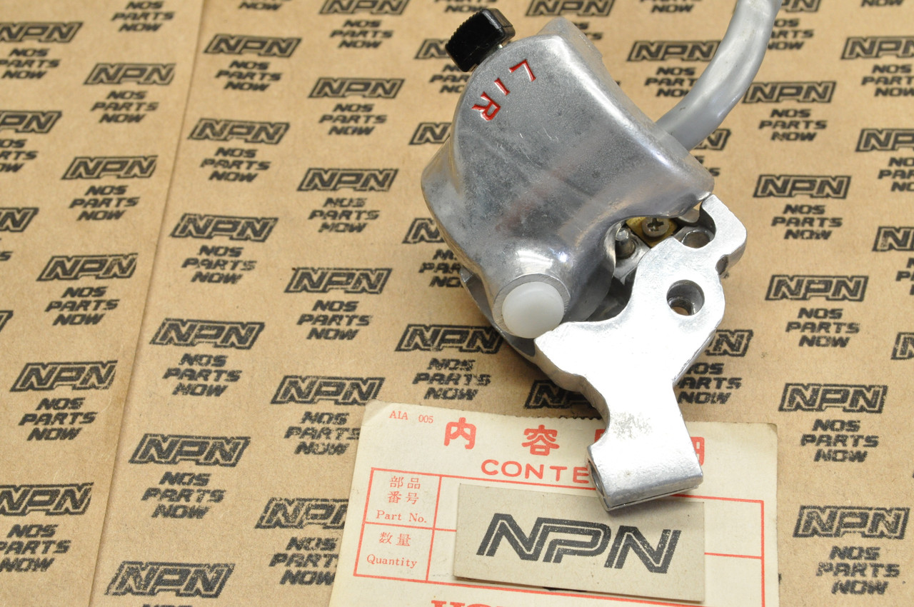 NOS Honda CT90 K2-K5 Handlebar Turn Signal & Horn Switch w/ Perch 35300-102-000