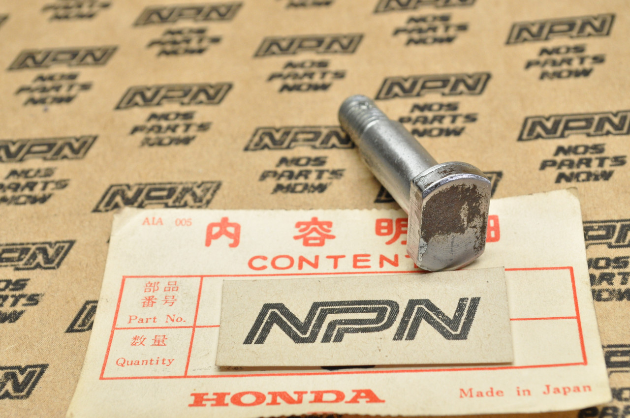 NOS Honda CB350 CB400 CB450 CB750 CL350 CL450 SL350 Panel Bolt 90127-283-000