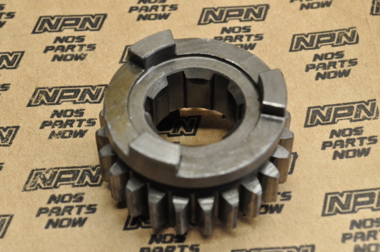 VTG OEM Yamaha DT250 DT360 DT400 MX250 MX360 Third 3rd Pinion Gear 438-17131-01