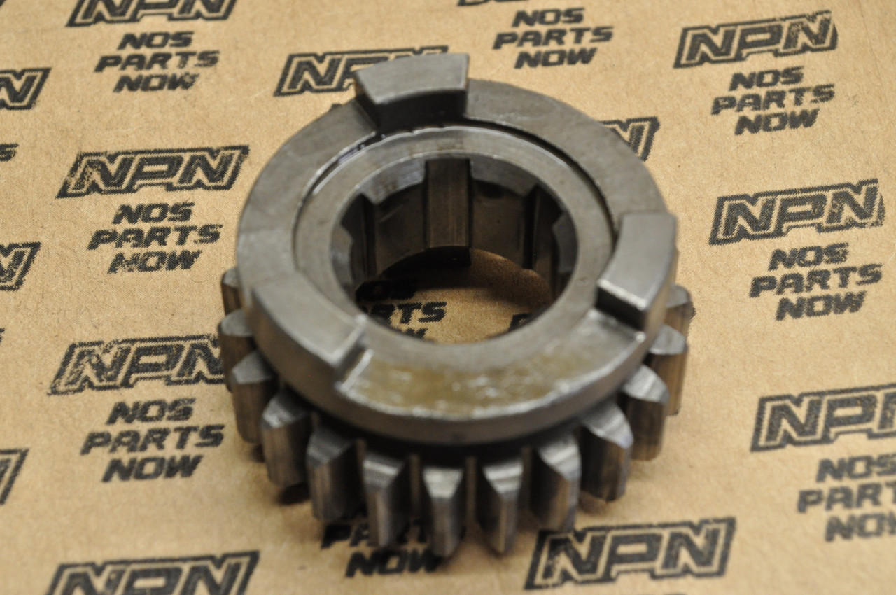 VTG OEM Yamaha DT250 DT360 DT400 MX250 MX360 Third 3rd Pinion Gear 438-17131-01