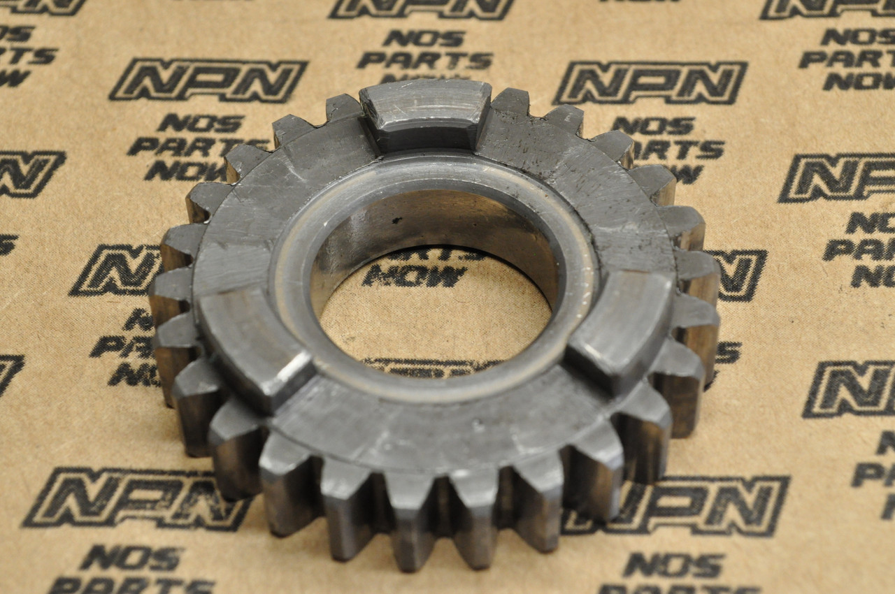 VTG OEM Yamaha DT250 DT360 DT400 MX250 MX360 Fourth 4th Pinion Gear 438-17141-00