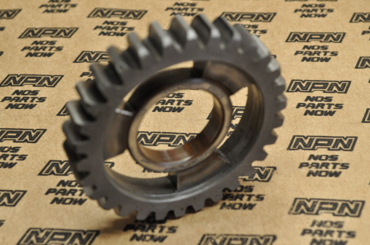 Vintage Used OEM Yamaha DT250 DT360 DT400 Fifth 5th Pinion Gear 30T 438-17151-00