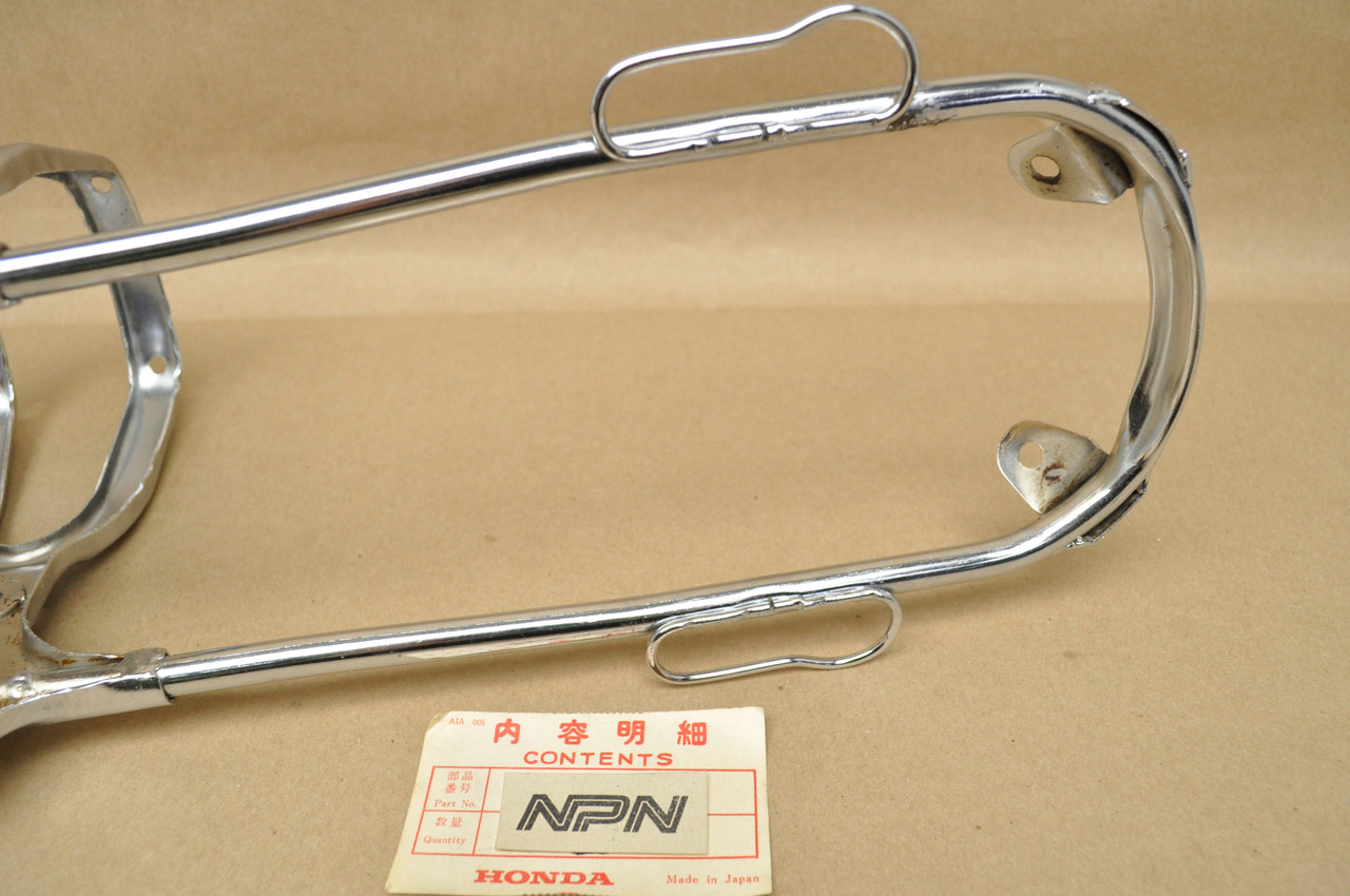 NOS Honda CL72 CL77 Early Front Fender Stay Brace Bracket 61102-273-300