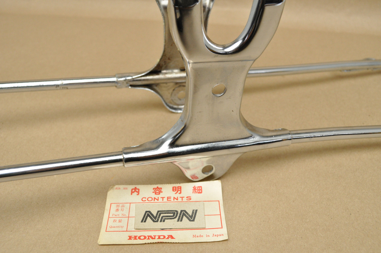 NOS Honda CL72 CL77 Early Front Fender Stay Brace Bracket 61102-273-300