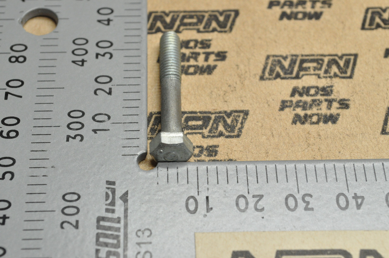 NOS Honda C102 CA102 Stator Magneto Hex Bolt 5x30 92000-05030-0A