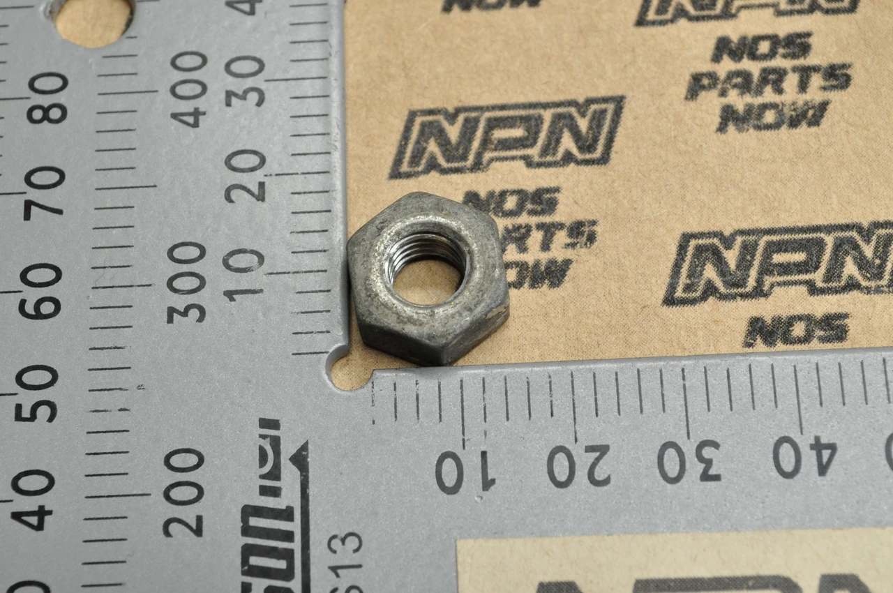 VTG OEM Honda Z50 CB450 CL70 CR250 CT90 QA50 SL350 S90 XL350 Nut 94001-08000-0S